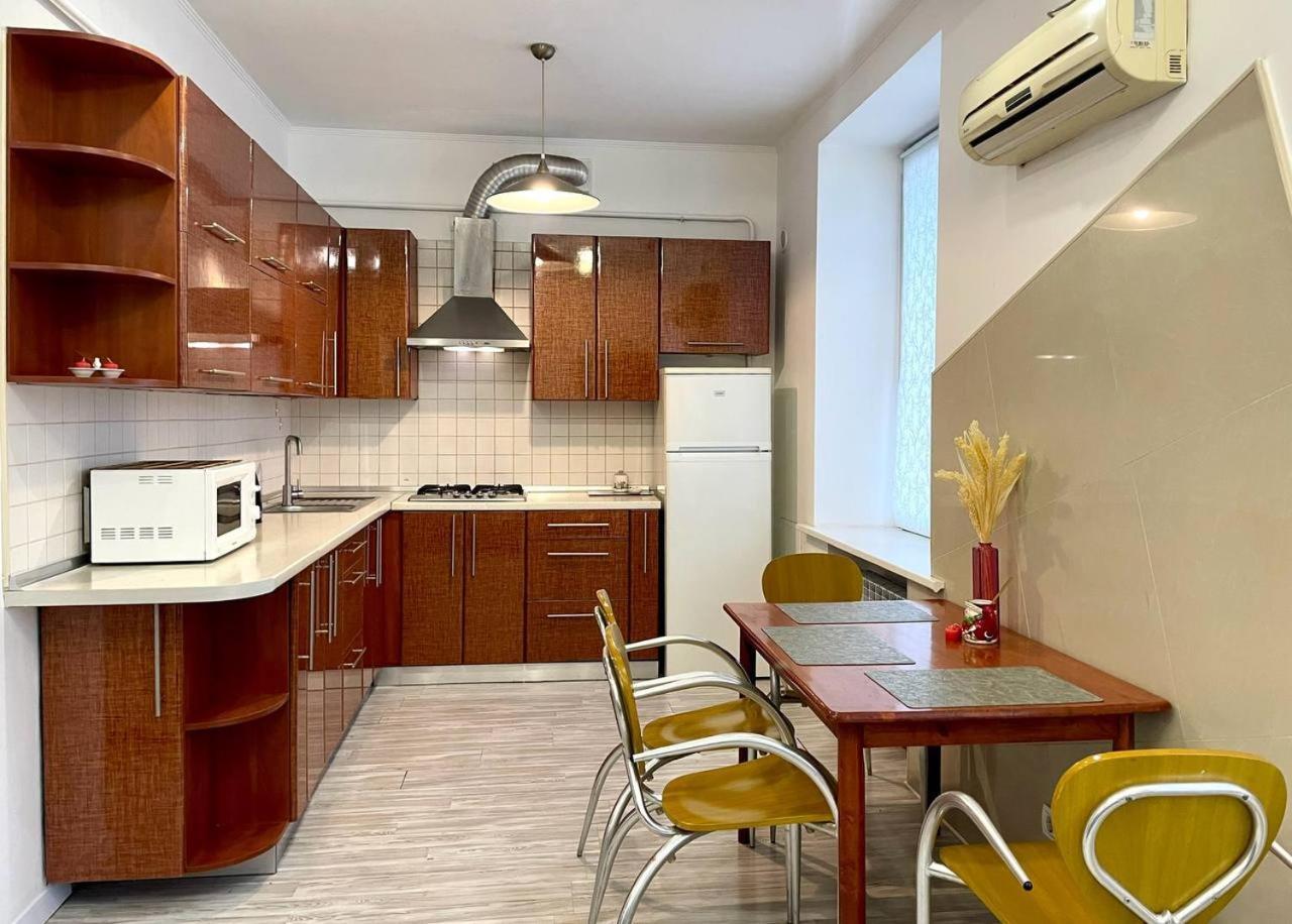 Pavlovskaya Square Appartement Charkov Buitenkant foto